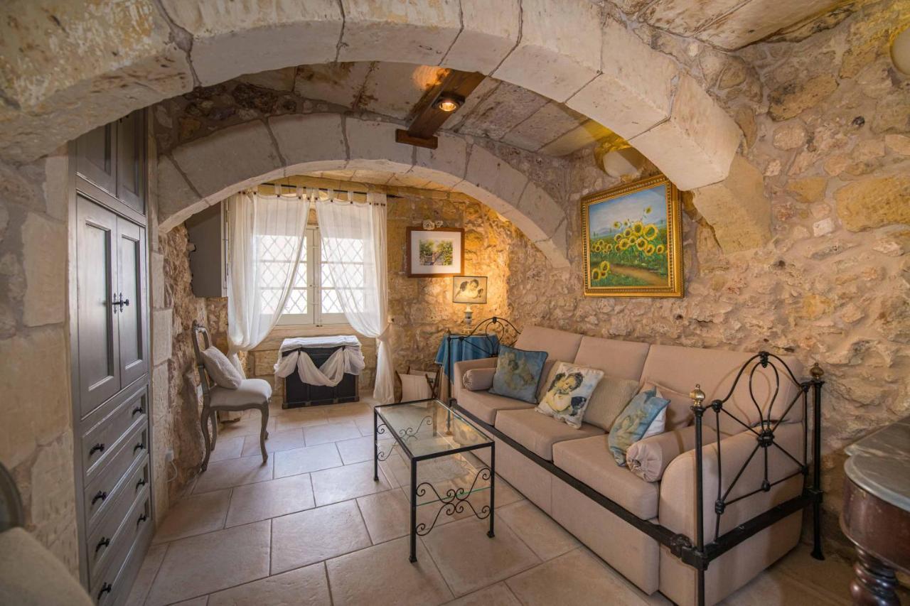 Ta' Kullarina Farmhouse With Private Pool In Island Of Gozo Villa Zebbug  ภายนอก รูปภาพ